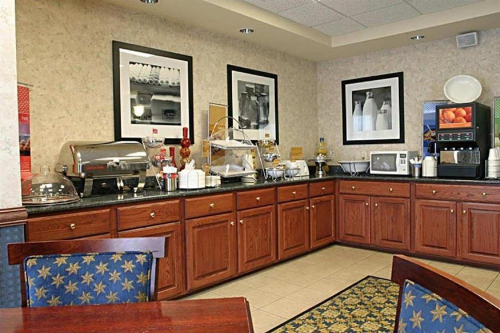 Hampton Inn Laporte La Porte Restaurant foto
