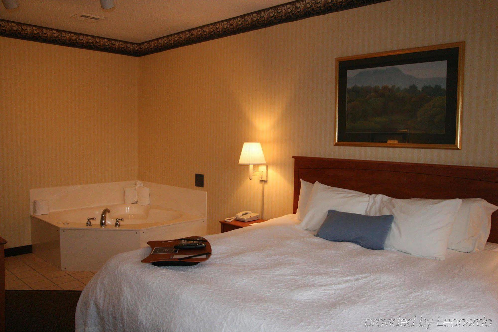 Hampton Inn Laporte La Porte Kamer foto