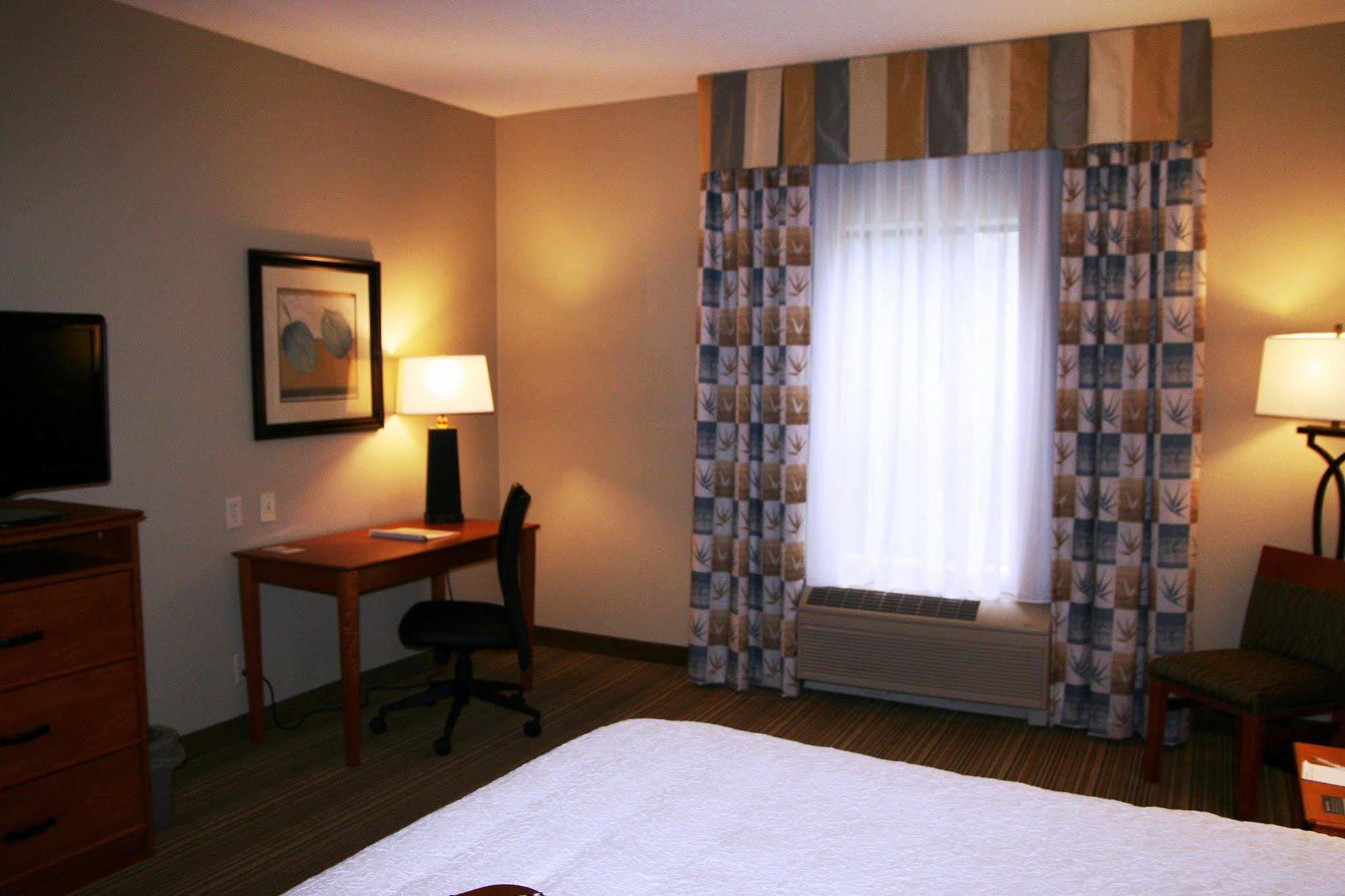 Hampton Inn Laporte La Porte Buitenkant foto