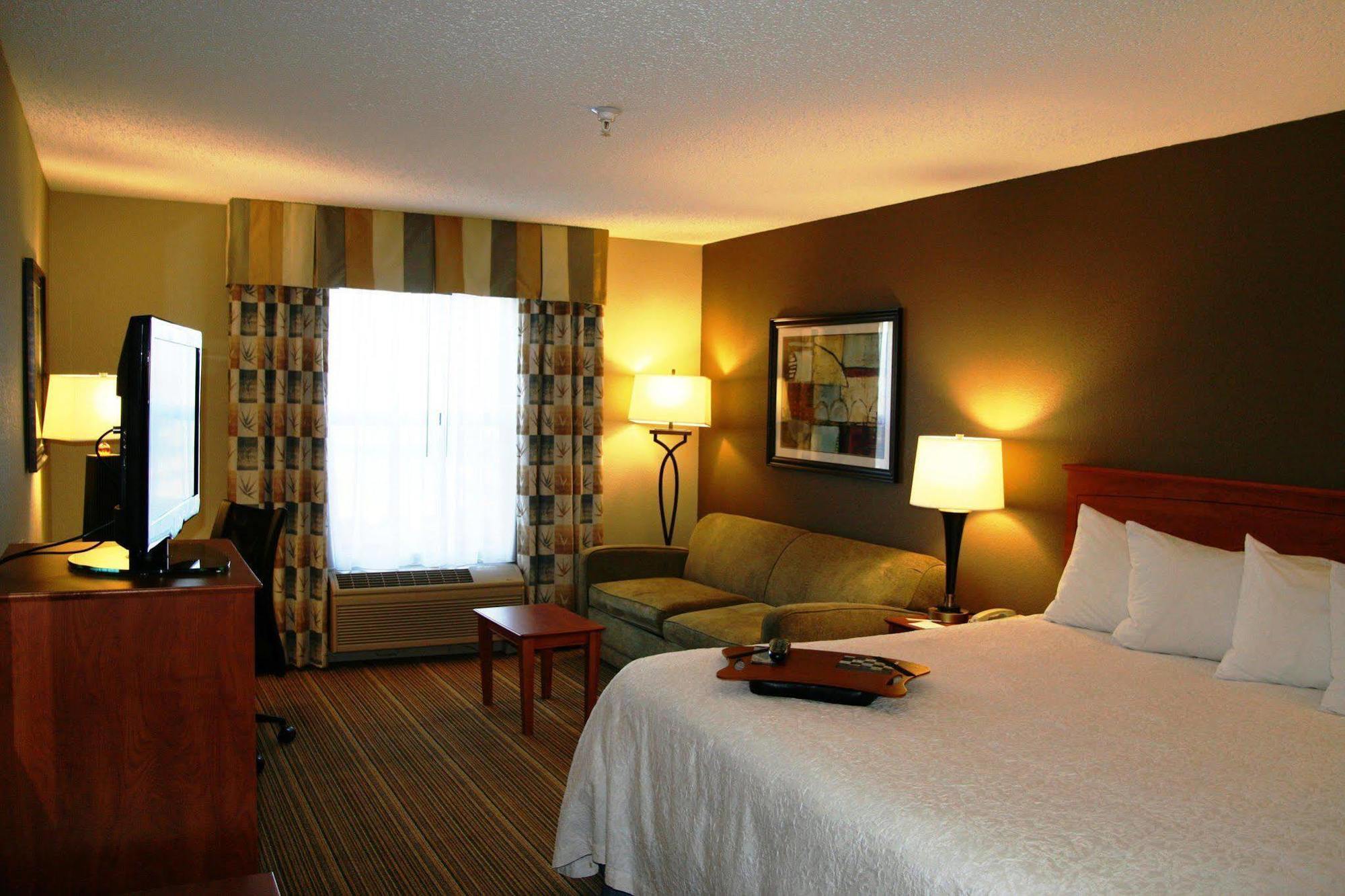 Hampton Inn Laporte La Porte Buitenkant foto