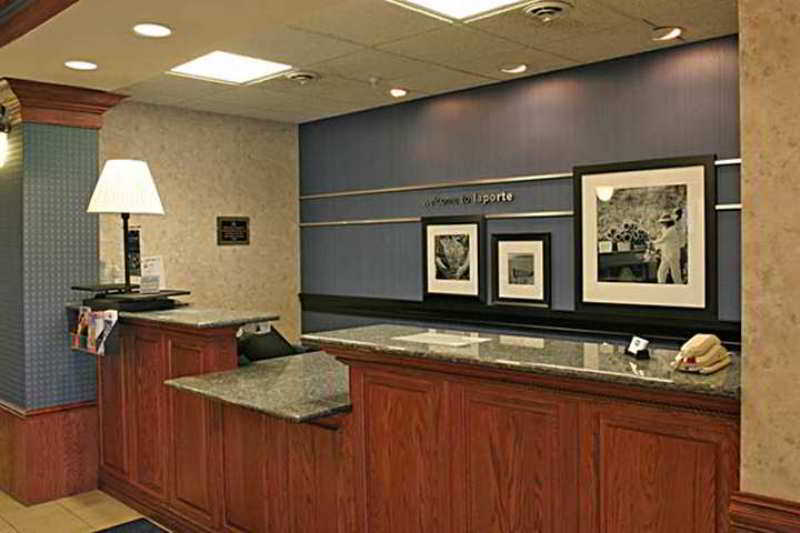 Hampton Inn Laporte La Porte Buitenkant foto